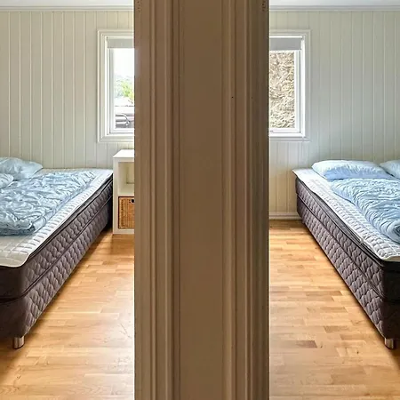 Nyaraló 4 Bedroom Gorgeous In Auklandshamn *