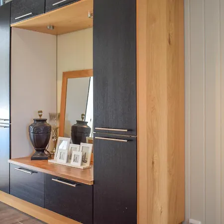Nyaraló 4 Bedroom Gorgeous In Auklandshamn