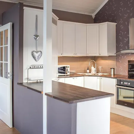4 Bedroom Gorgeous In Auklandshamn Prázdninový dům *